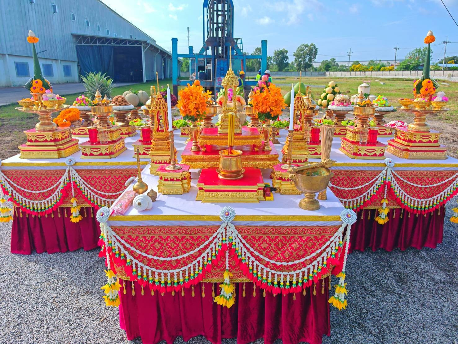 แพ็กเกจบวงสรวงชุด L