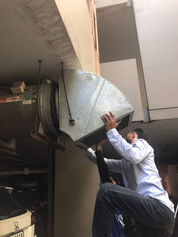 งานติดตั้งหลังคาโพลี่