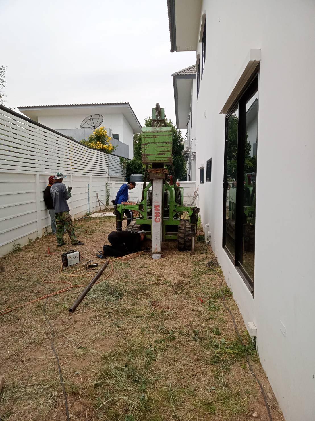 ผลงานตอกเสาเข็ม แก้บ้านทรุด รูปที่ 4